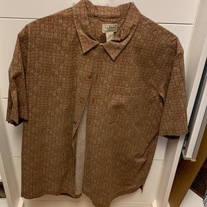 Mens camp shirt short sleeve.  L cotton. LL bean.rust and tan